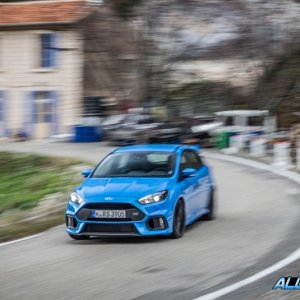 2016-Ford-Focus-RS-105-876x5351.jpg